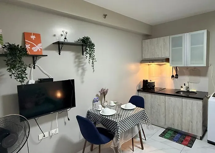 Apartment Monarch Parksuites 1br With Balcony
