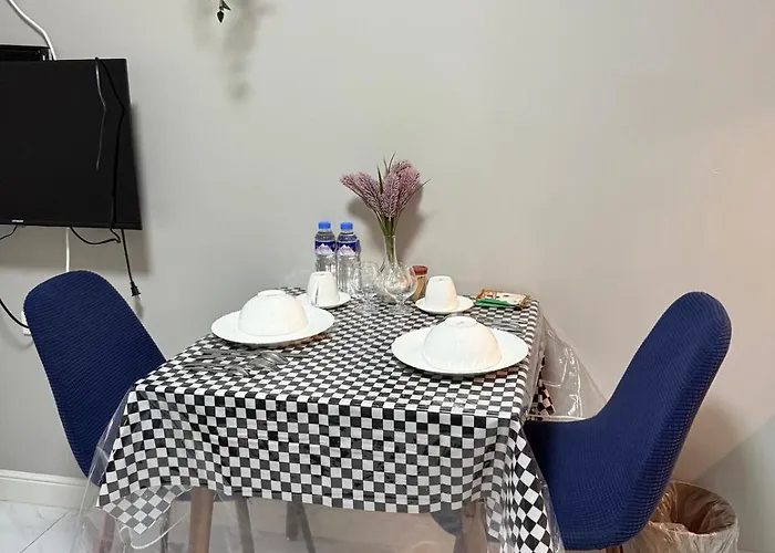 Monarch Parksuites 1br With Balcony *