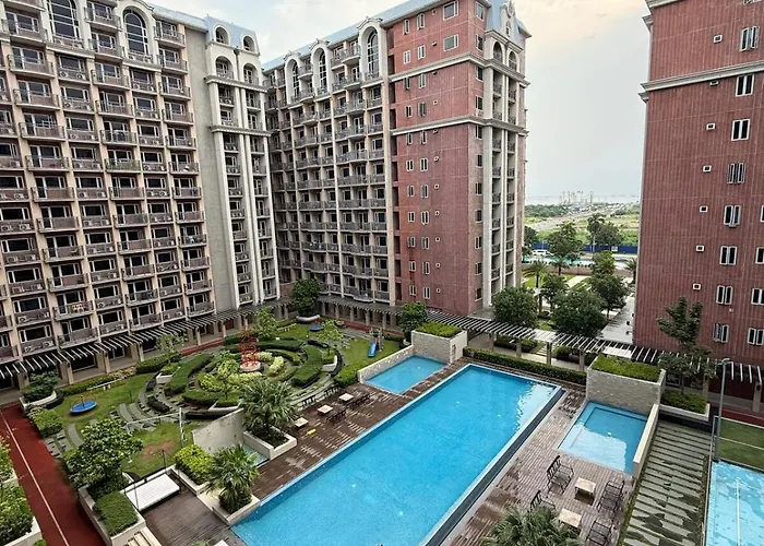 Monarch Parksuites 1br With Balcony Manila