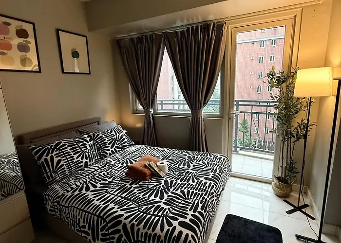 Apartment Monarch Parksuites 1br With Balcony Manila