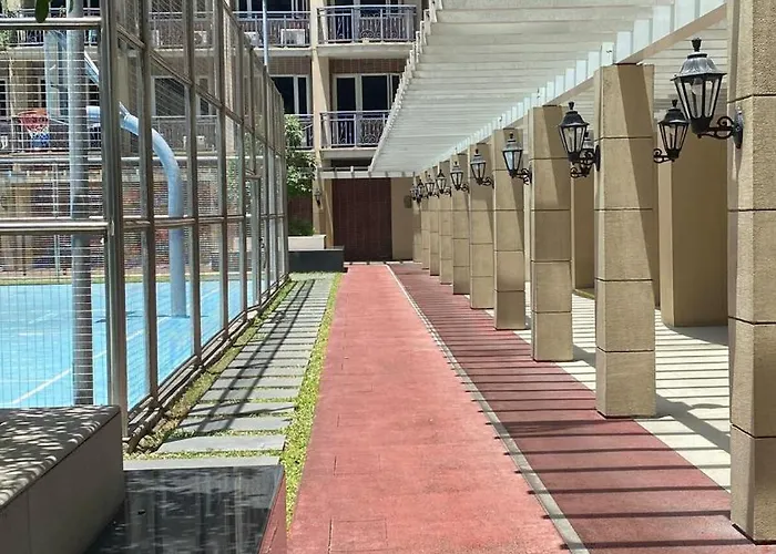 Monarch Parksuites 1br With Balcony
