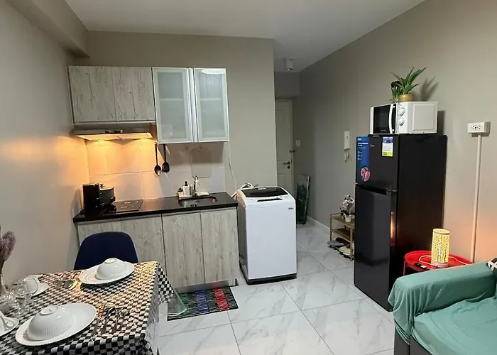 Apartment Monarch Parksuites 1br With Balcony Manila