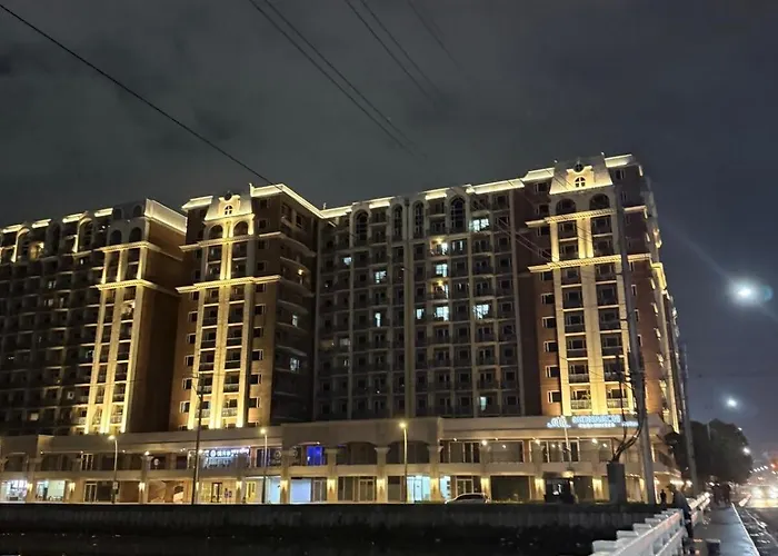 Monarch Parksuites 1br With Balcony Apartment *
